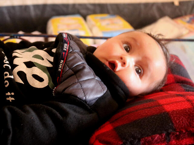 Das Baby wurde im Areesha Flüchtlingslager, Syrien, geboren